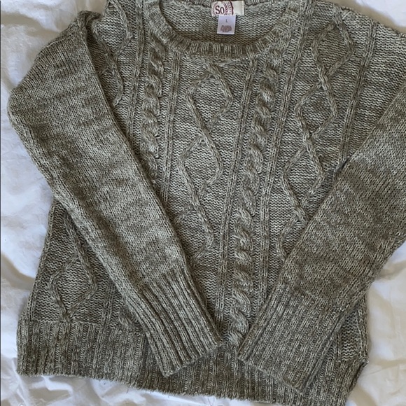 SO Sweaters - Gray cable knit sweater